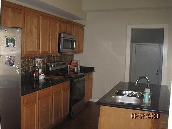 5th image of 537 Pacific Ave