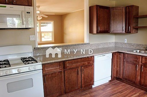 2nd image of 11 Garrison Dr #11