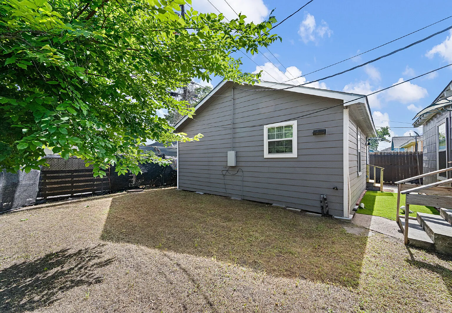 2 bed, 1.0 bath, 700 sqft, $1,350 — Photo 3