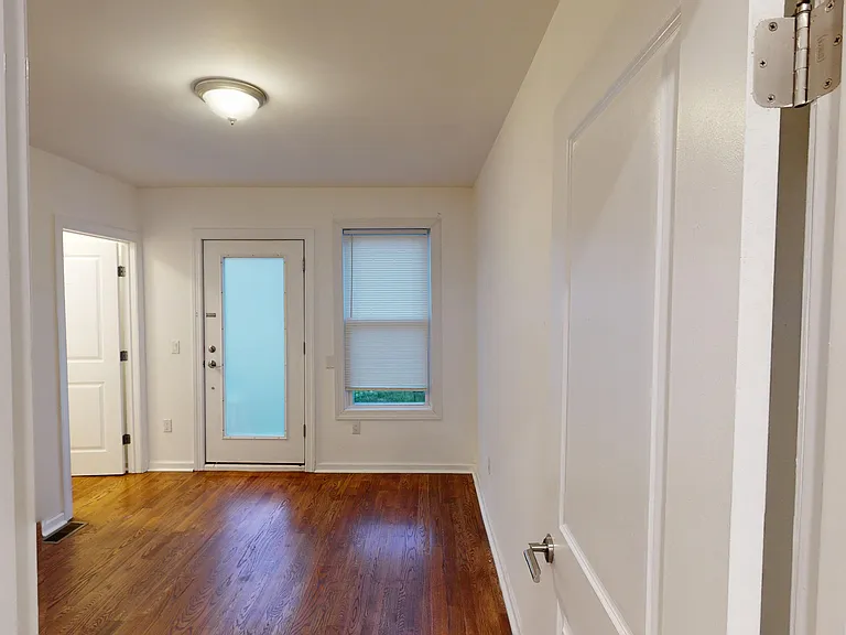 166 Mallory Ave #1 — Photo 13