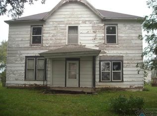 2963 Larch Ave, Sheldon, IA 51201