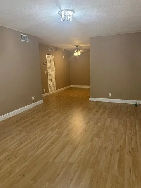 2 bed, 2.0 bath, 870 sqft, $2,000 — Photo 4