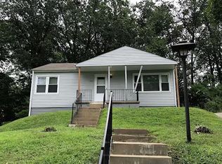 350 Reardon Dr, Saint Louis, MO 63122