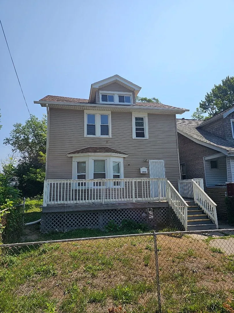 5056 Bewick St, 3 Beds | 1 Full Bath | For Rent — Photo 1
