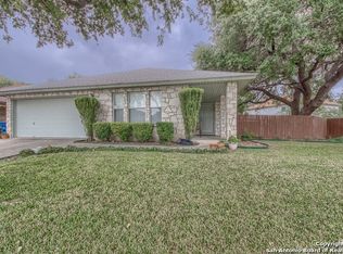 6421 Maverick Oak Dr, San Antonio, TX 78240
