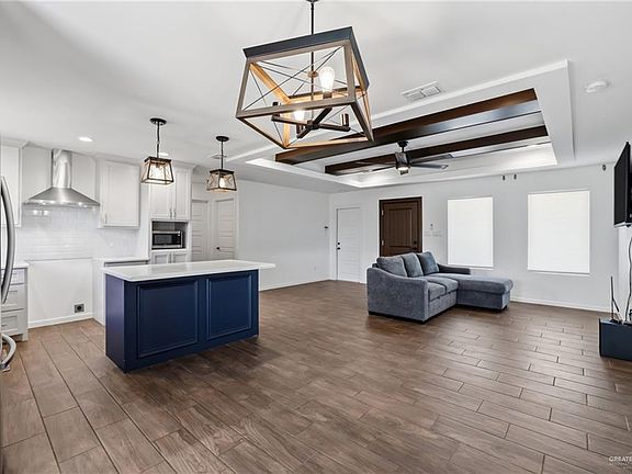 4th image of 4602 Vikings Dr