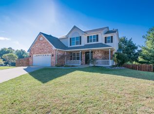 137 Fairway Dr, Maryville, IL 62062