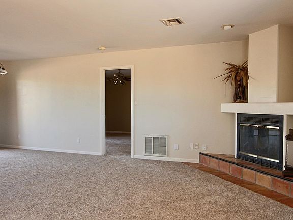 3rd image of 31039 N 67th St