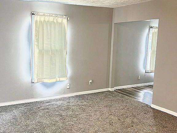3rd image of 2403 Highland Ave