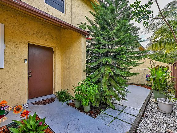 3rd image of 4408 NW 4th Ave #2760