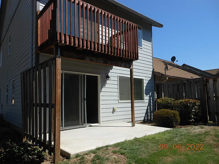 400 Walnut Way — Photo 22