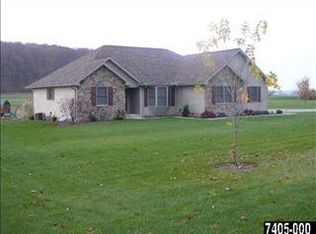 6215 Pahagaco Rd, Spring Grove, PA 17362
