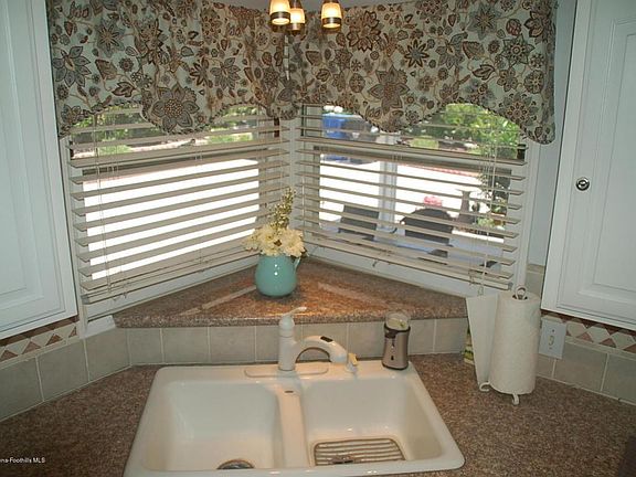 5th image of 603 W Hillcrest Blvd