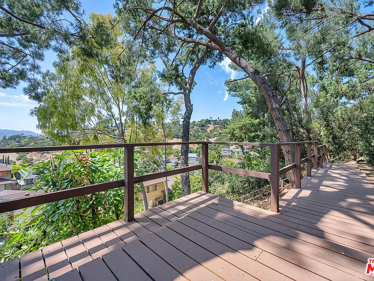 4076 Tropico Way — Photo 49