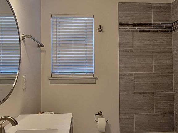 5th image of 13230 Nestle Dr
