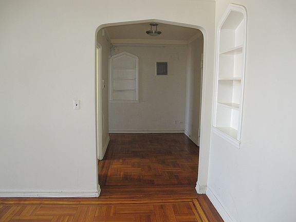 2nd image of 4109 41st St APT 2J