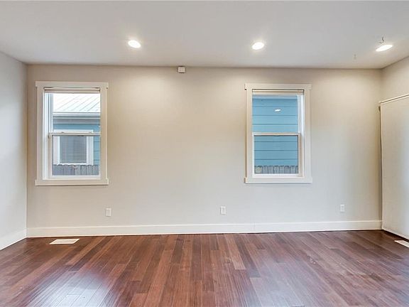 5th image of 1417 Orange St