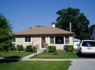 8829 S 51st Ave, Oak Lawn, IL 60453