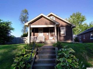 931 S 21st St, Quincy, IL 62301