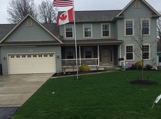 397 Drake Dr, North Tonawanda, NY 14120