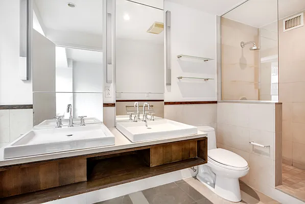 Rented by Compass | media 25