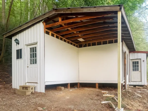 467 Rivervale Cabin Rd, Bedford, IN 47421