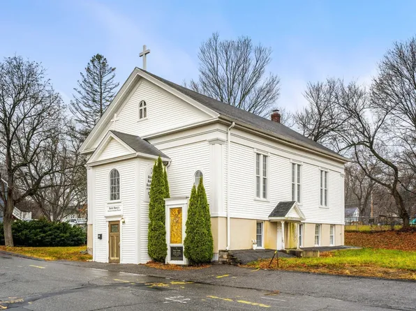 10 Overlook St, North Grafton, MA 01536