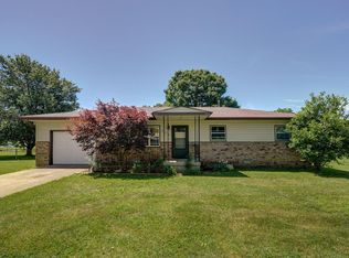 805 Filmore St, Mount Vernon, MO 65712