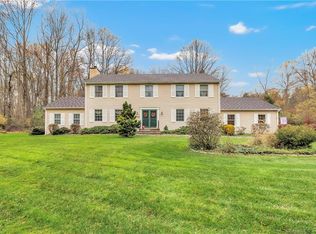 82 North St, Shelton, CT 06484