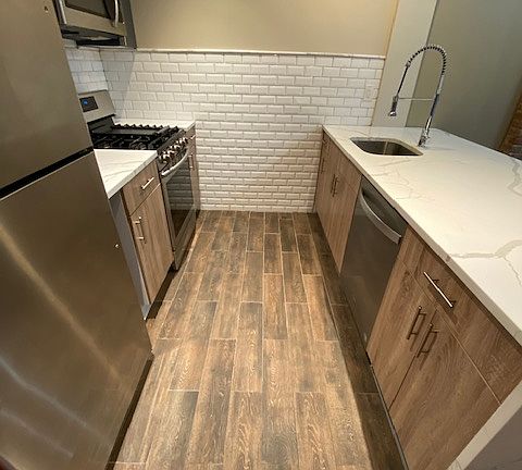 4th image of 731 Franklin Ave #3D