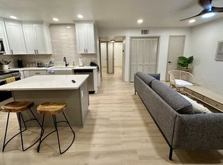 9633 19th Bay St APT 8, Norfolk, VA 23518