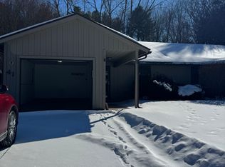 41 Thimbleberry Rd, Malta, NY 12020