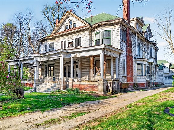 53rd image of 720 Woodruff Place West Dr