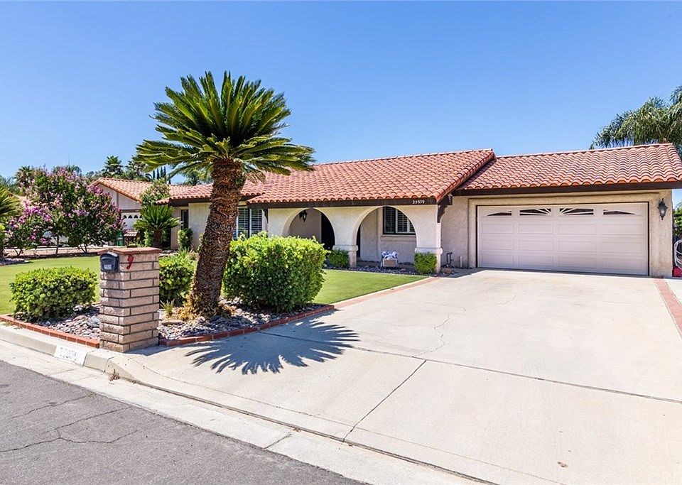 1st image of 25939 San Marino Ln