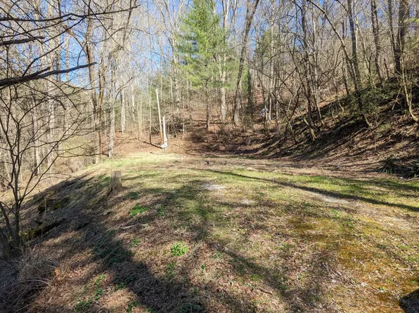 9922 Hollyfield Rd, Wise, VA 24279