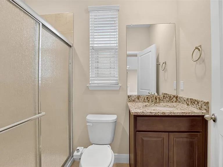 2546 Warren Acres Blvd — Photo 26