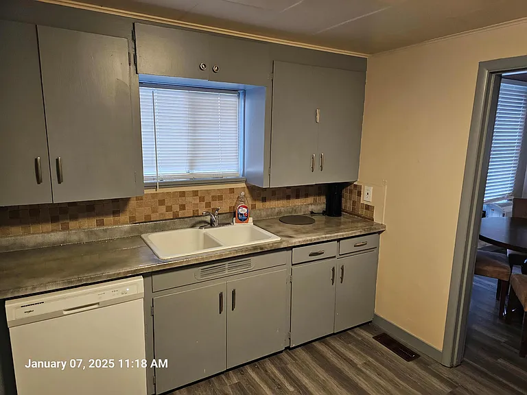 919 E Marine View Dr #1 — Photo 4
