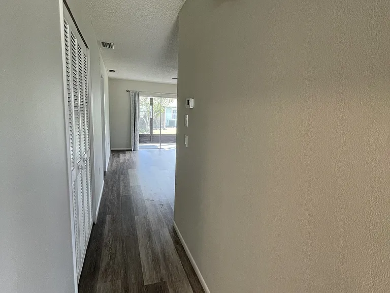 12512 Knollbrook Ln — Photo 21