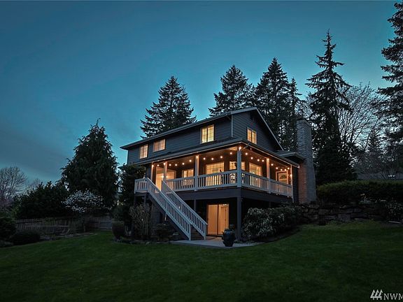 Just as beautiful under the evening sky.