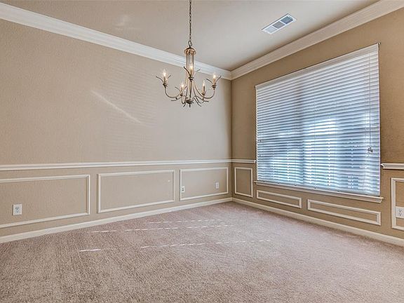 5th image of 9809 Lacey Ln