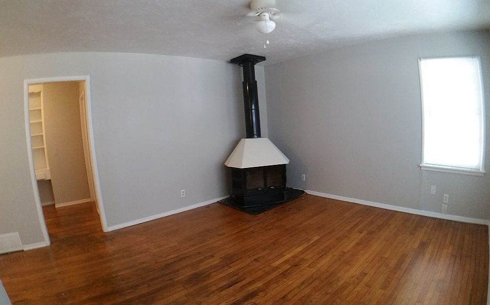 1st image of 1718 Andover Ct