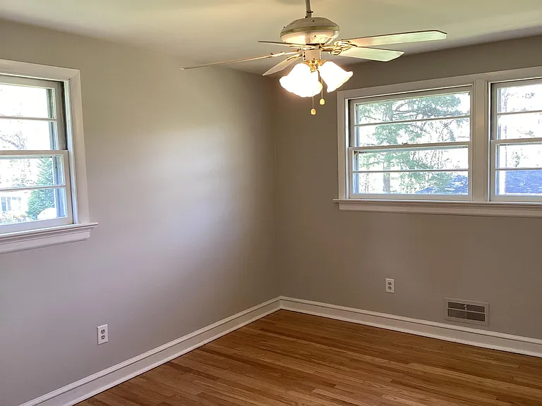 7507 Brisbane Dr — Photo 7
