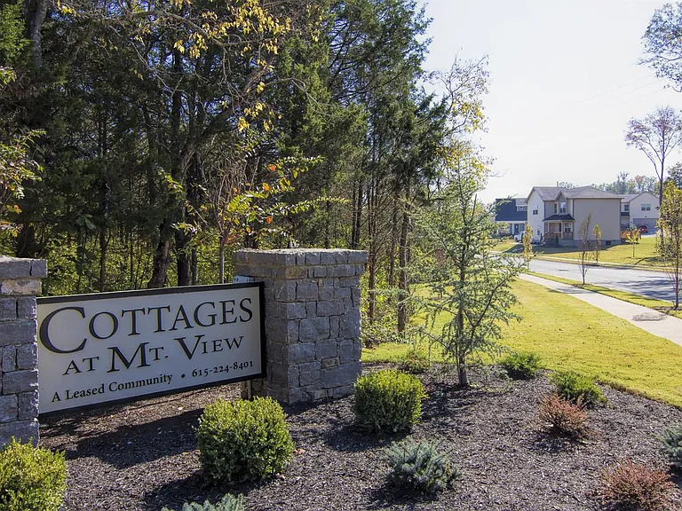 Cottages at Mt View — Photo 1