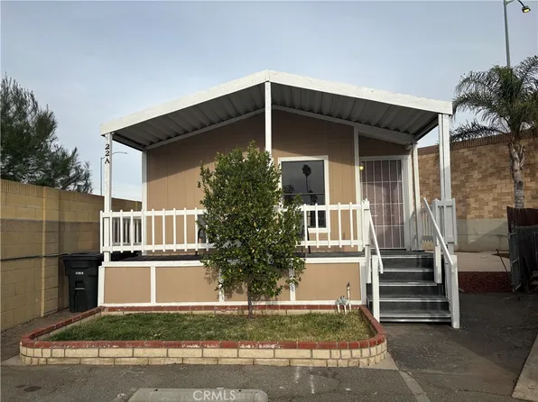 1925 E La Veta Ave Space 22A, Orange, CA 92866