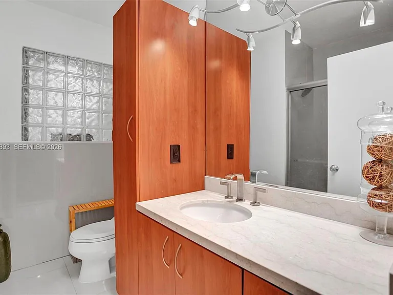 3920 Monserrate St — Photo 39