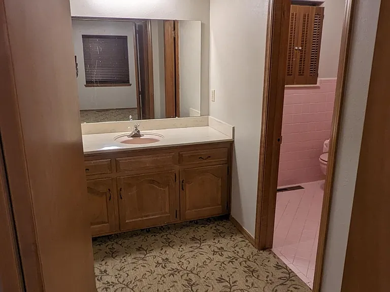 2657 Chateau Dr — Photo 36