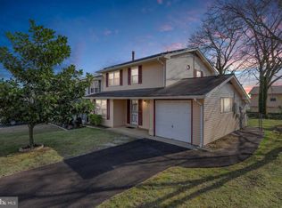 2524 Vivaldi Ln, Gambrills, MD 21054