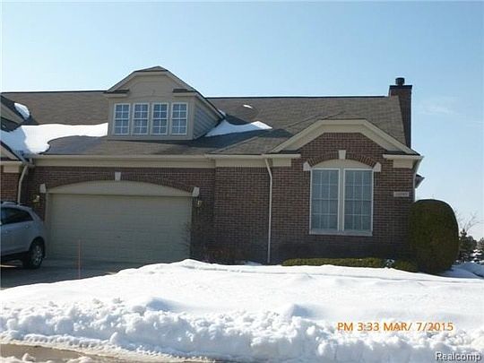 2nd image of 16585 Cottonwood Ct
