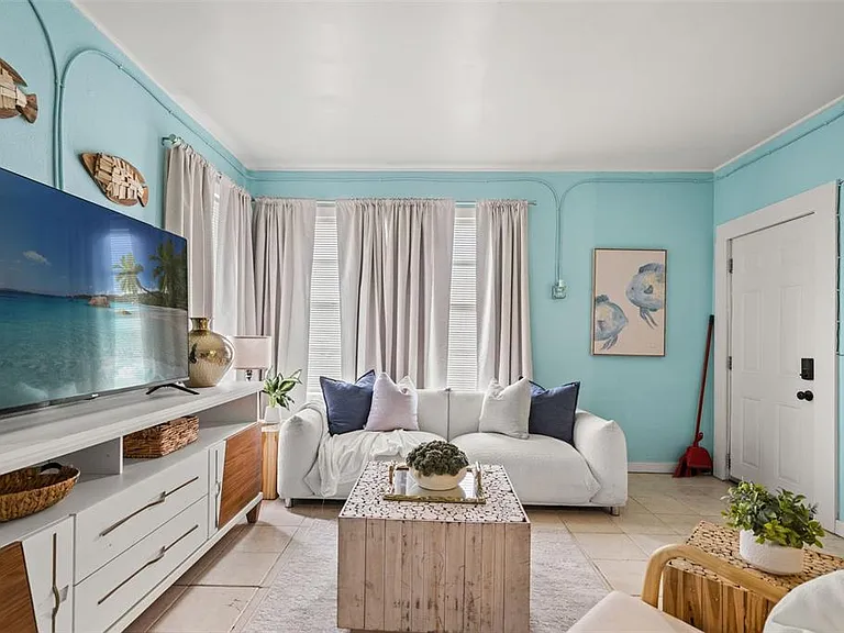 1303 S Bermuda Blvd — Photo 7