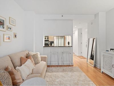 120 Riverside Blvd APT 5C, New York, NY, 10069